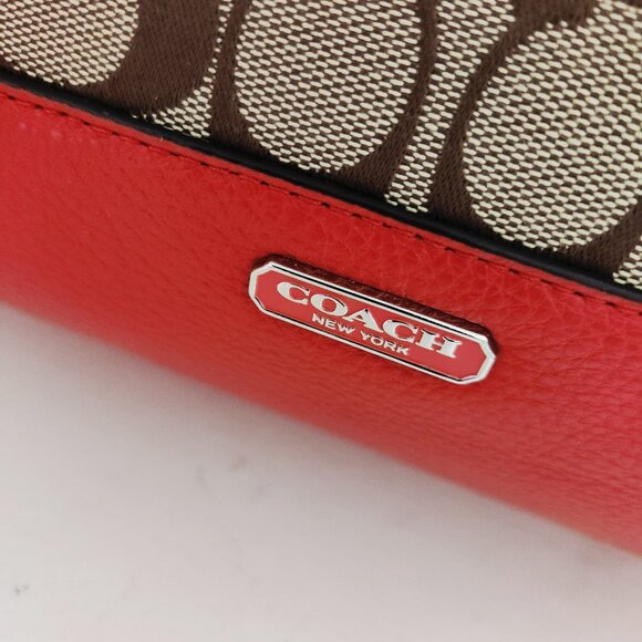 Euc Coach Carrie Khaki Shoulder Bag Tote Purse - Picture 13 of 16